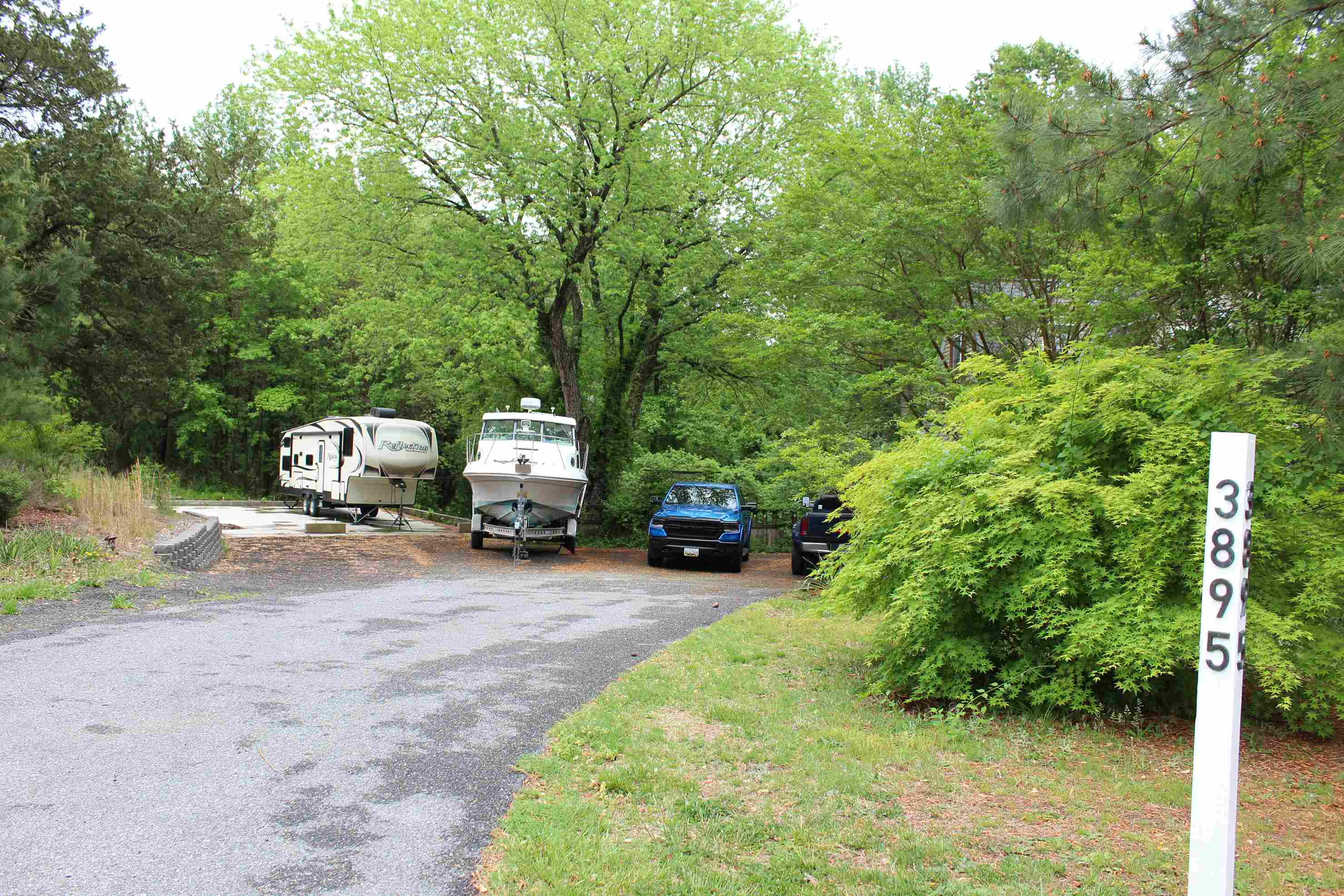Front of House-Exterior Driveway