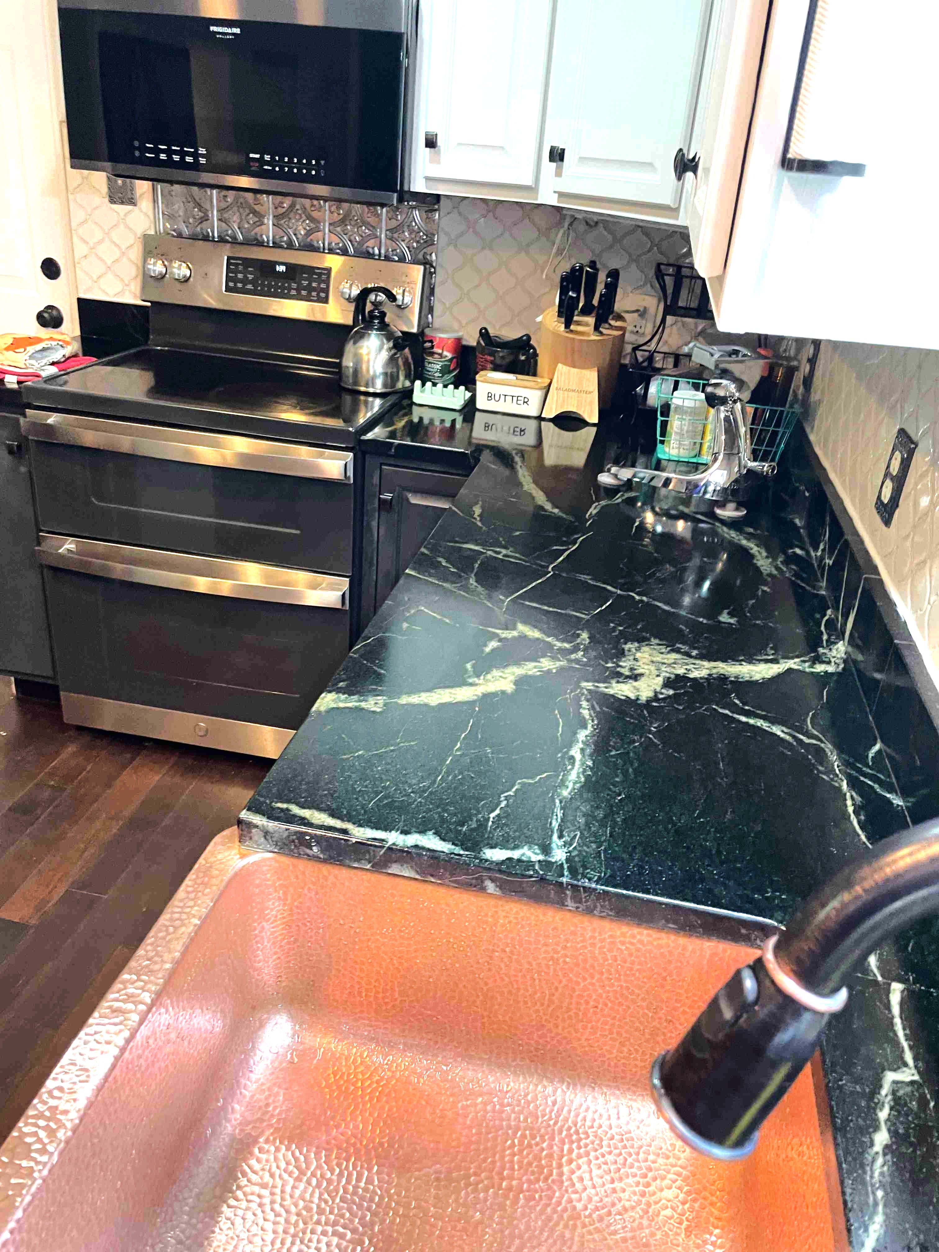 Kitchen Counter