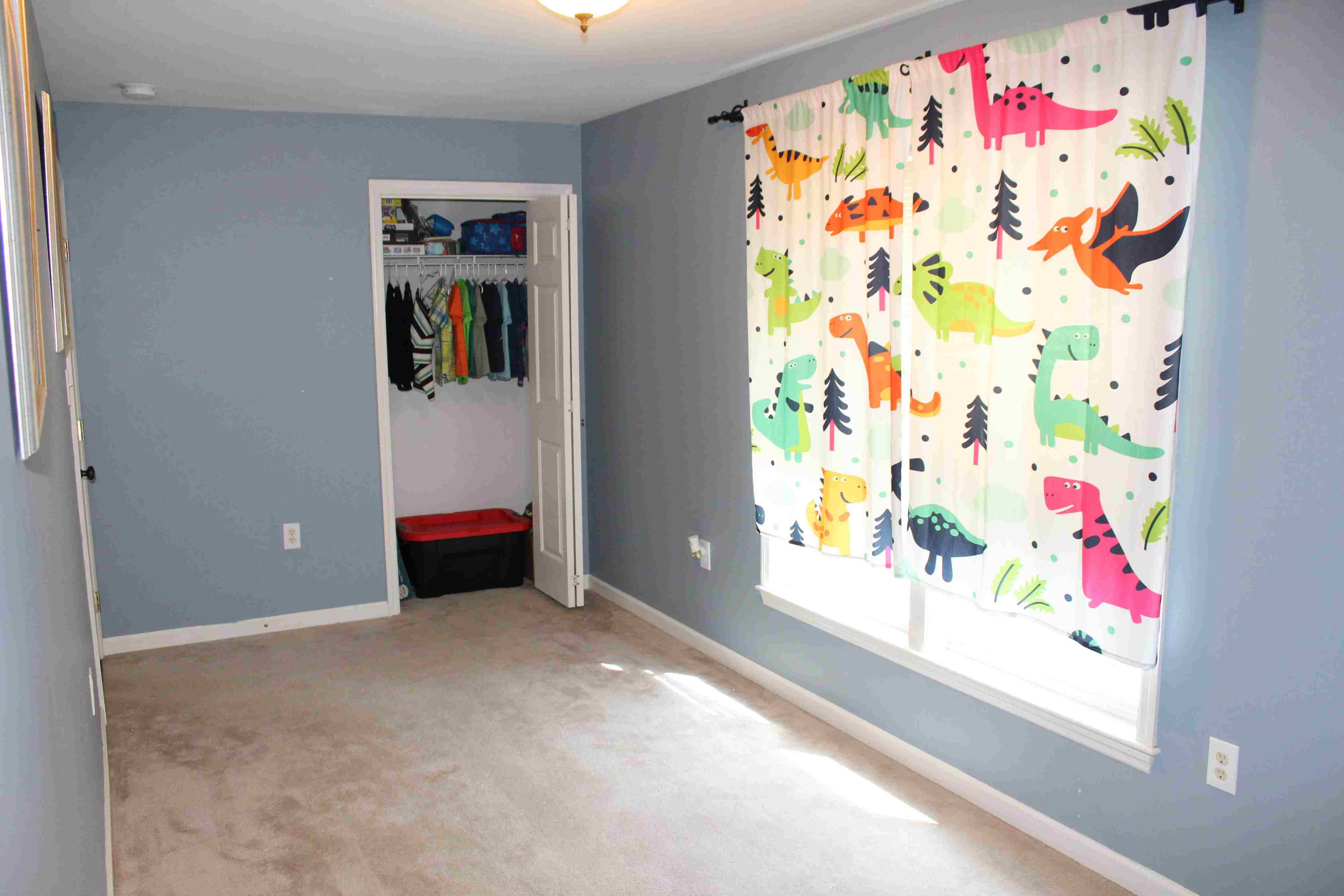 Small Room: 8x16